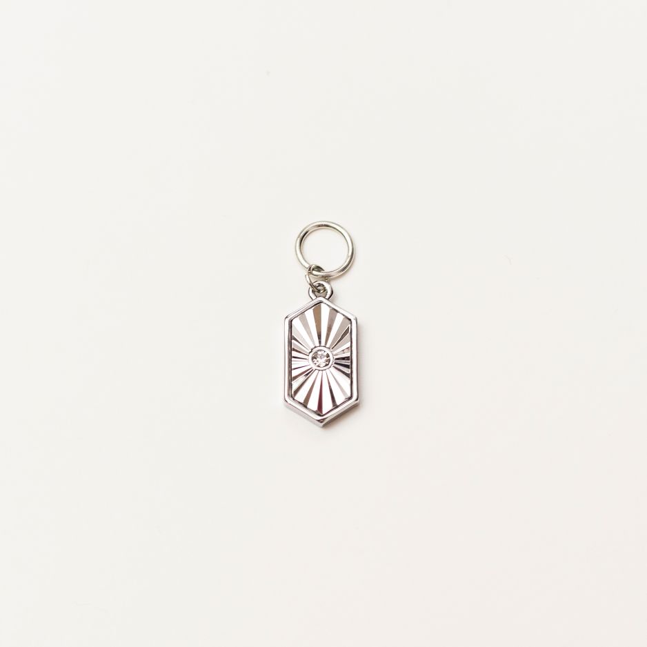Arinna Sunray Charm